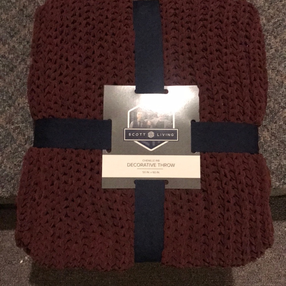 New Scott Living Chenille Rib Throw Blanket